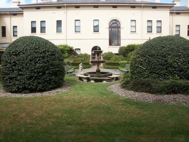 9 Wiltshire Drive, Kew VIC 3101