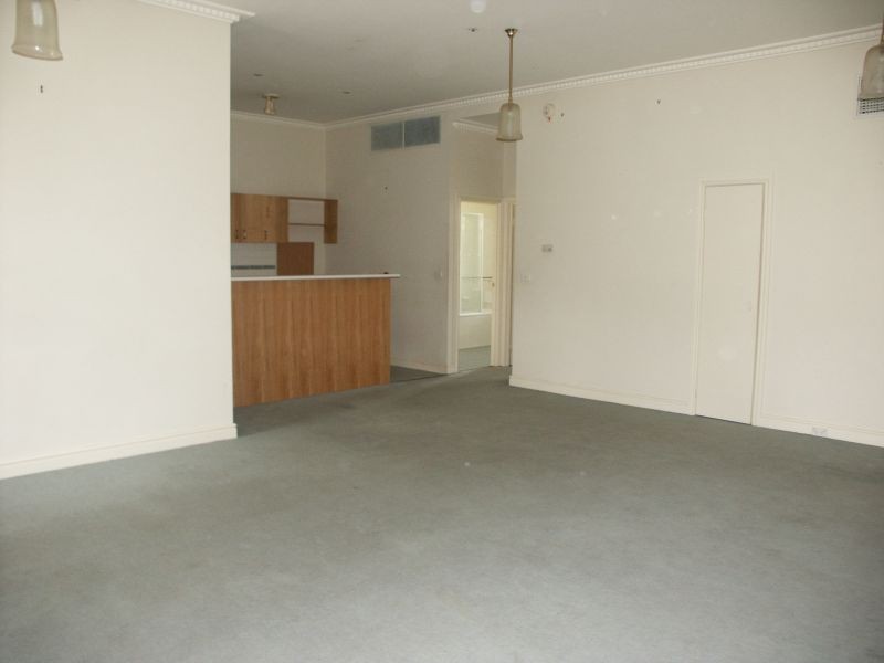 9 Wiltshire Drive, Kew VIC 3101