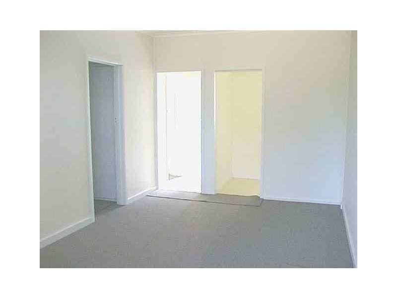 8/4 Fiona Court, St Kilda VIC 3182