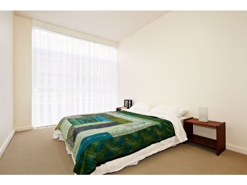 2/82 Pakington Street, St Kilda East VIC 3183