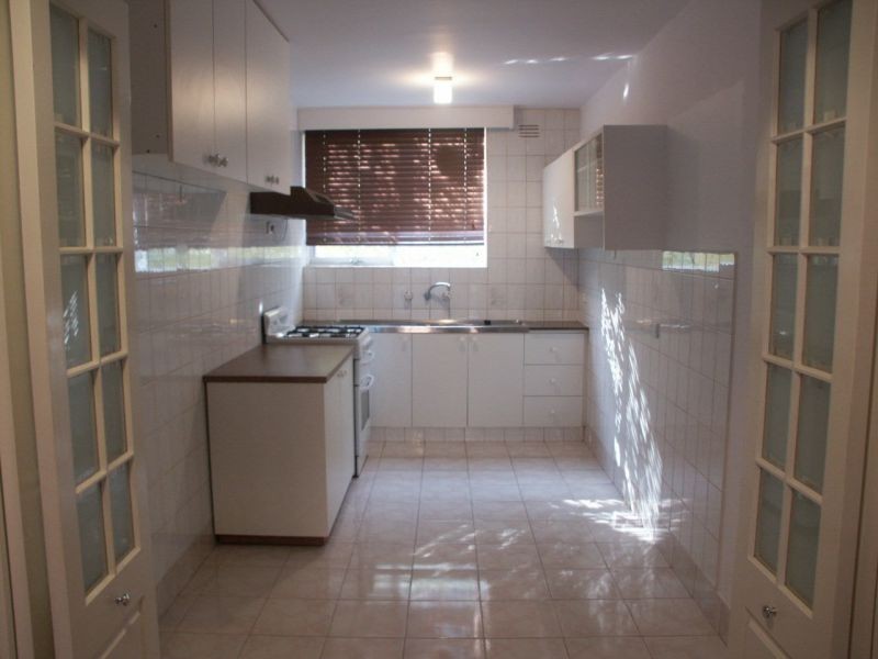 2/4 John Street, Elwood VIC 3184