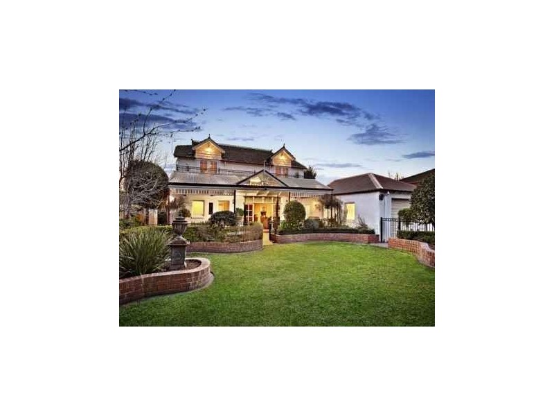 142 Bambra Road, Caulfield VIC 3162