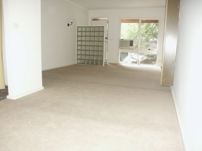 4/68 Truganini Road, Carnegie VIC 3163