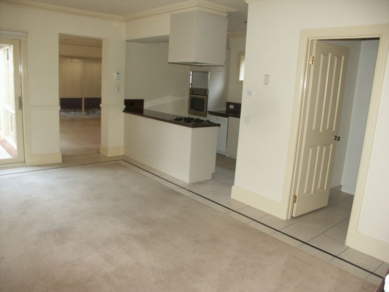 2/14 Heatherbrae Avenue, Caulfield South VIC 3162