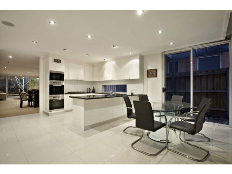 4 Muntz Street, Caulfield North VIC 3161