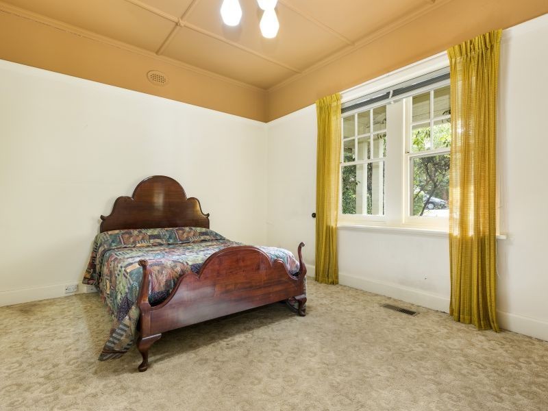 42 Grandview Avenue, Glen Iris VIC 3146