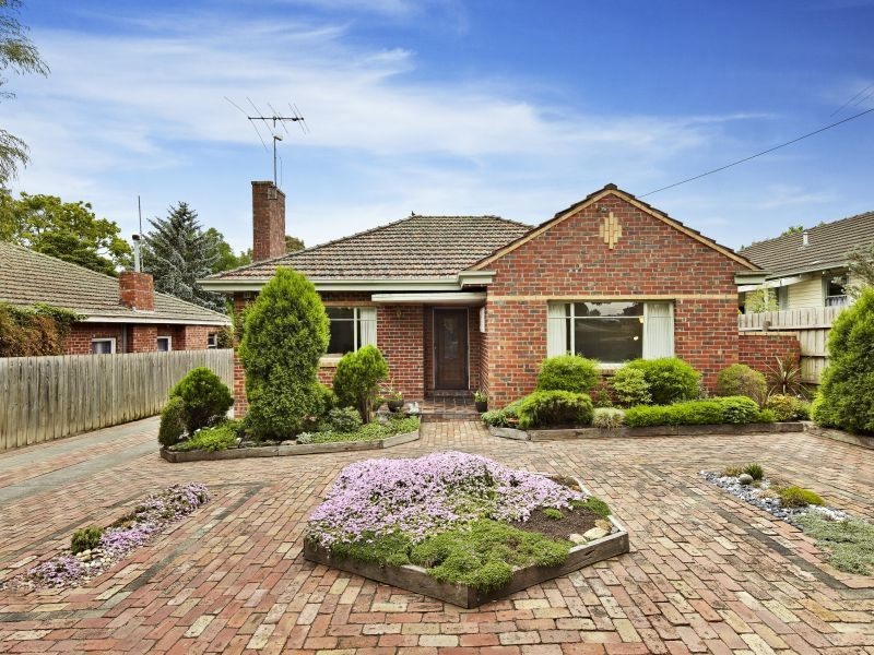 144 Thames Street, Box Hill North VIC 3129
