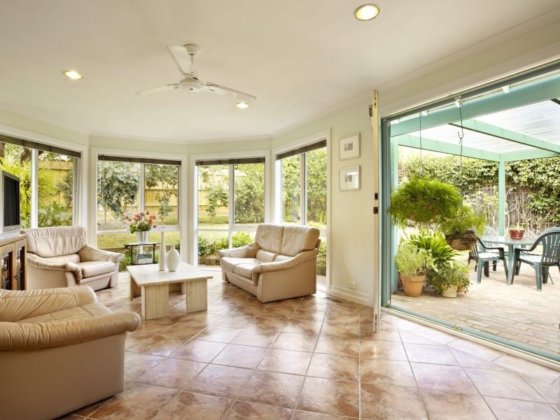 42 Fordham Avenue, Camberwell VIC 3124