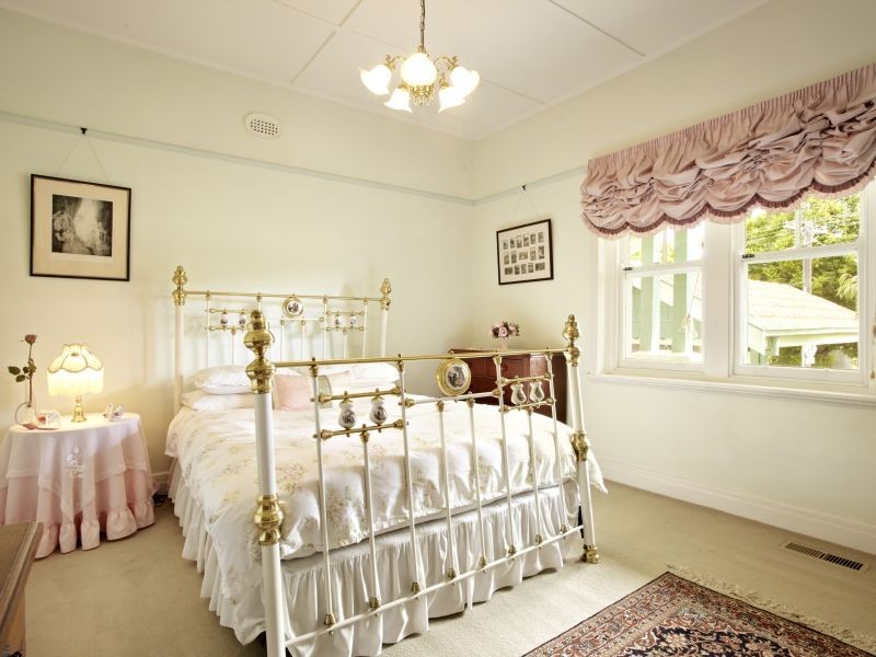 42 Fordham Avenue, Camberwell VIC 3124