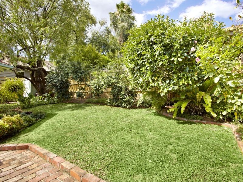 42 Fordham Avenue, Camberwell VIC 3124