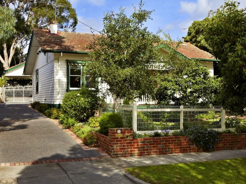 52 Cooloongatta Road, Camberwell VIC 3124