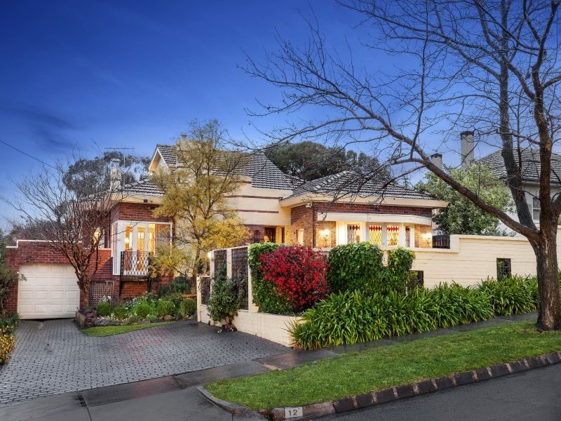 12 Crellin Grove, Camberwell VIC 3124