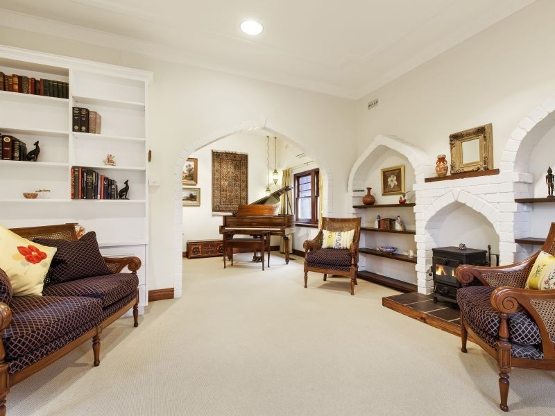 12 Crellin Grove, Camberwell VIC 3124