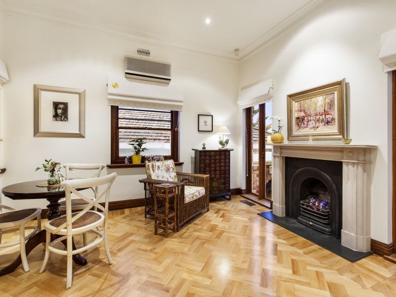 12 Crellin Grove, Camberwell VIC 3124