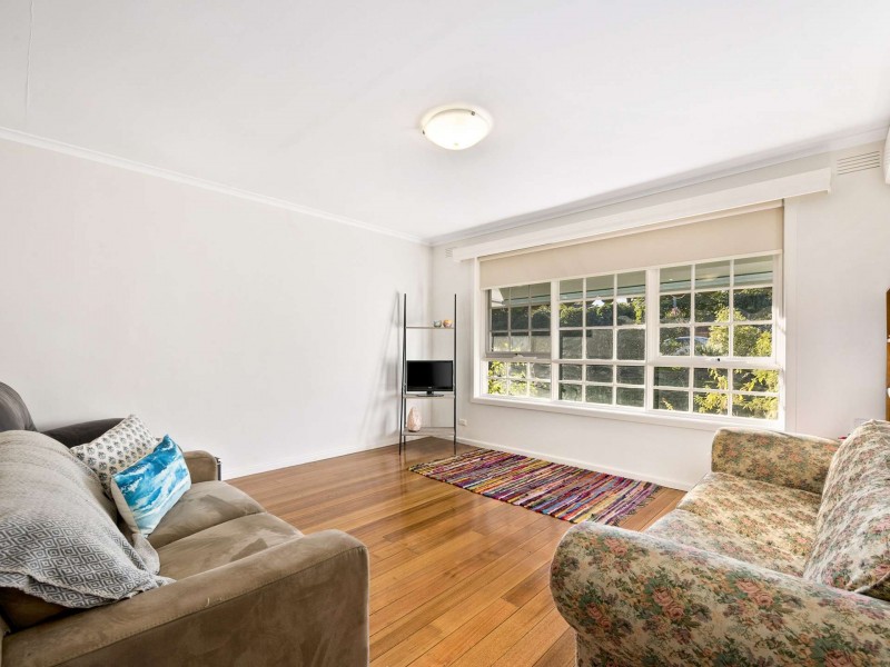 2/210 Warrigal Road, Camberwell VIC 3124