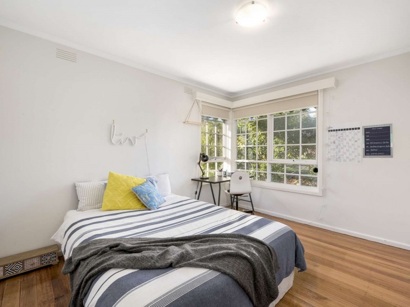 2/210 Warrigal Road, Camberwell VIC 3124