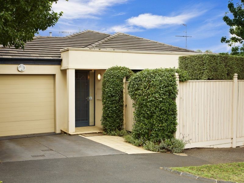 14A Middle Road, Camberwell VIC 3124
