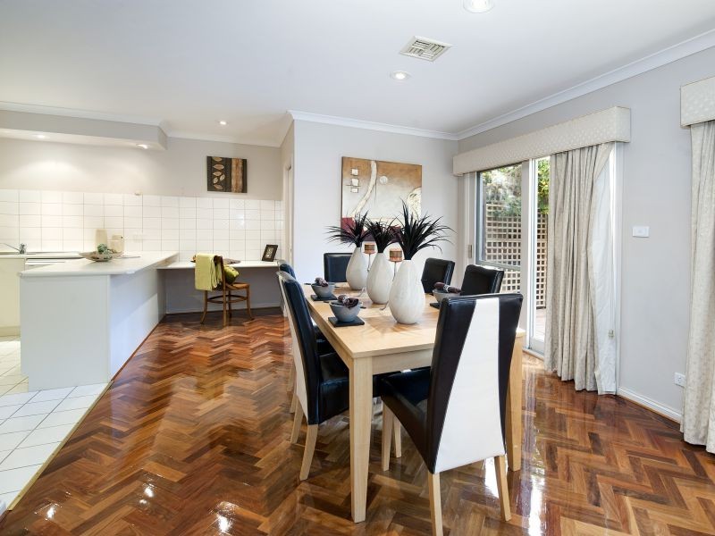 2/11 Wilmot Street, Malvern East VIC 3145