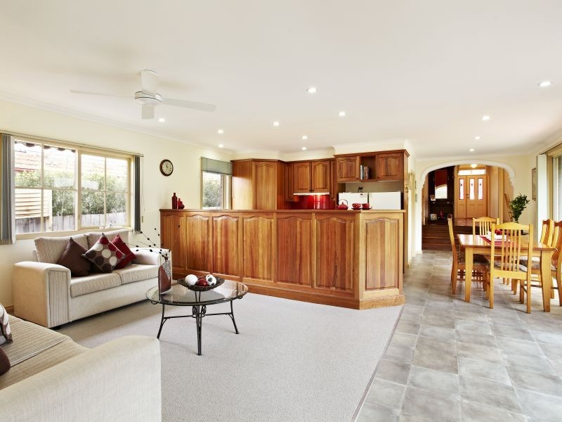 12 Laxdale Road, Camberwell VIC 3124