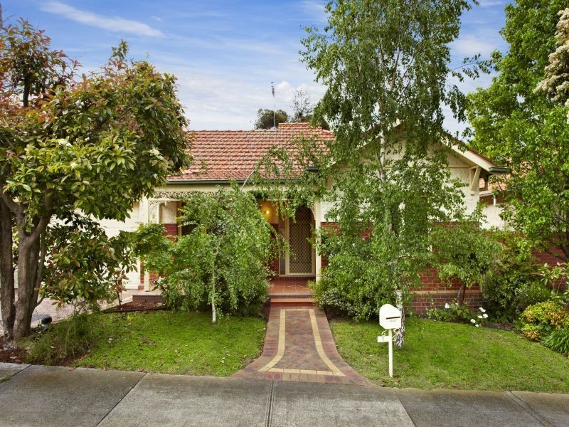 1 Florence Road, Surrey Hills VIC 3127