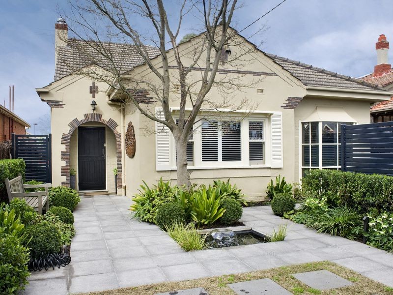 33 Rowell Avenue, Camberwell VIC 3124