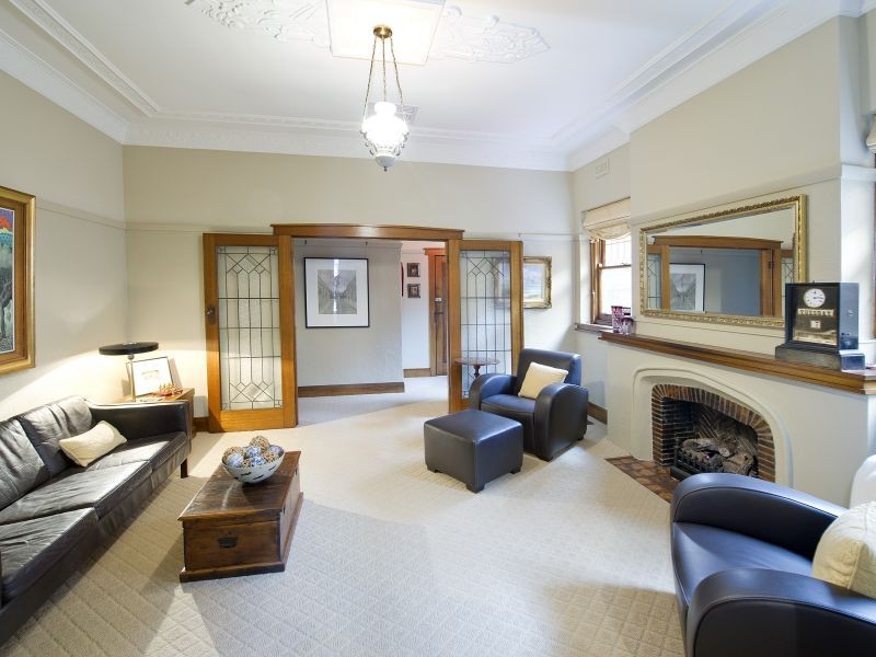 33 Rowell Avenue, Camberwell VIC 3124