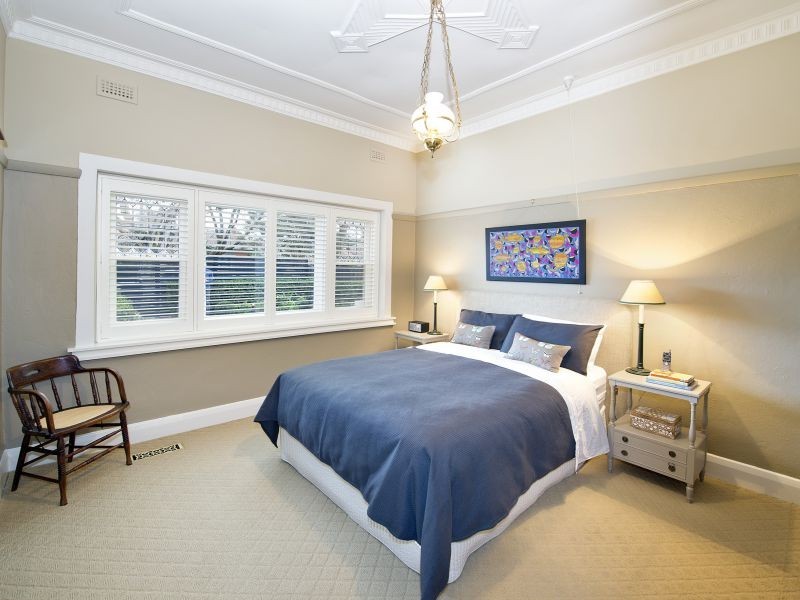 33 Rowell Avenue, Camberwell VIC 3124