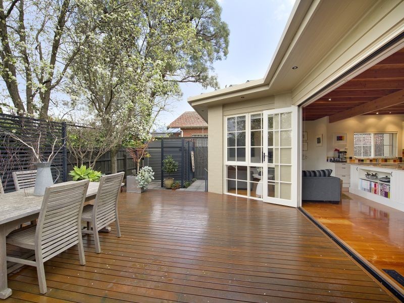 33 Rowell Avenue, Camberwell VIC 3124