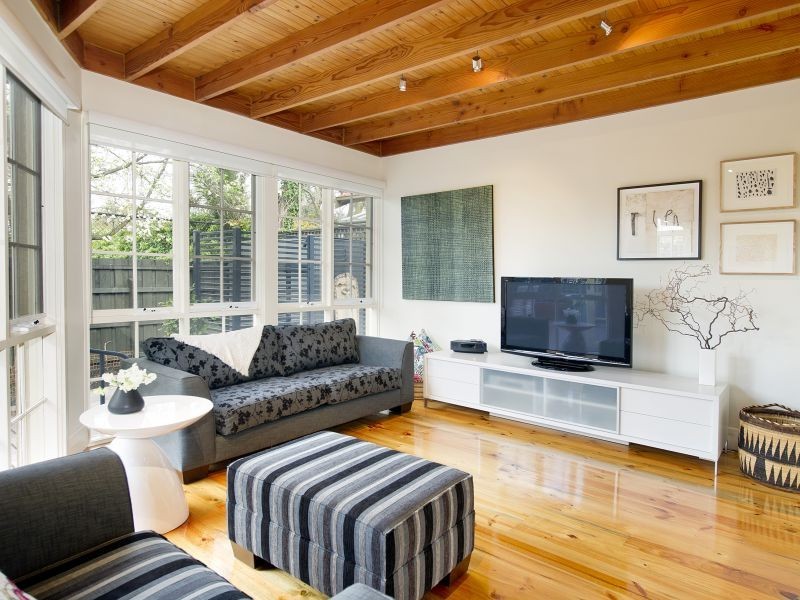 33 Rowell Avenue, Camberwell VIC 3124