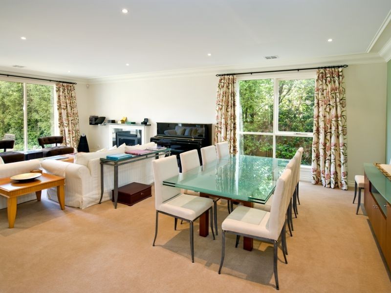 28 Cochran Avenue, Camberwell VIC 3124