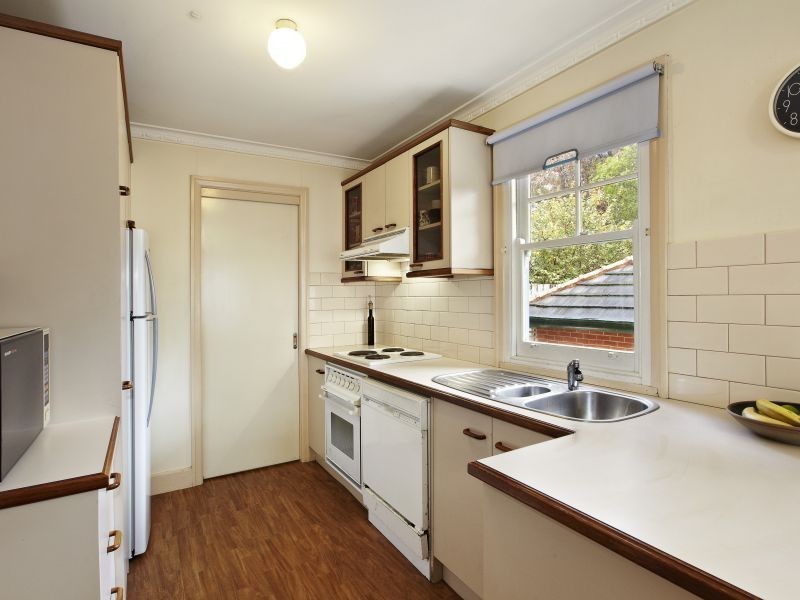 182 Warrigal Road, Camberwell VIC 3124