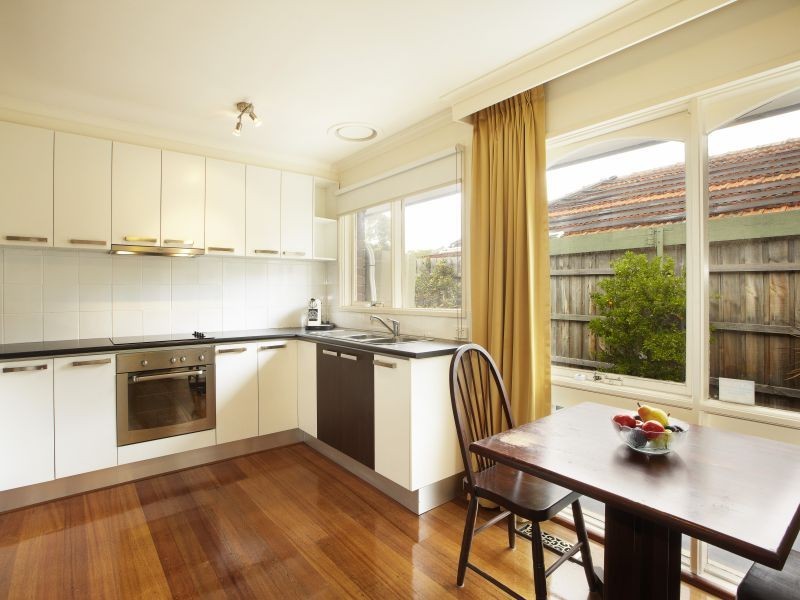 2/37 Iris Road, Glen Iris VIC 3146