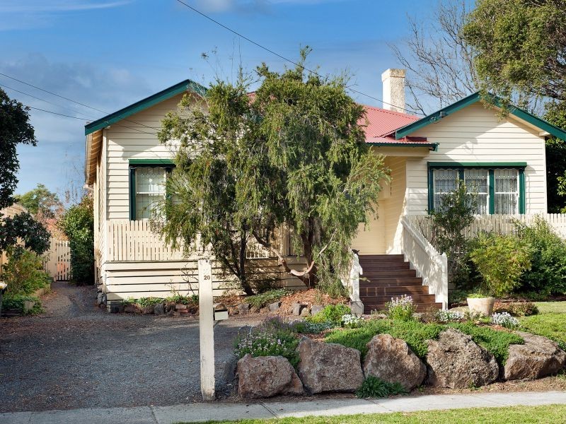 20 Edwards Street, Burwood VIC 3125