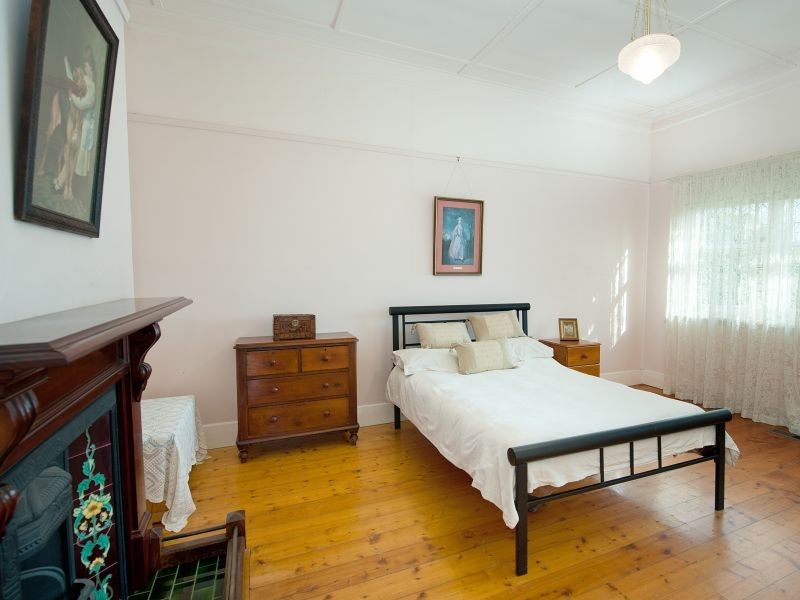 20 Edwards Street, Burwood VIC 3125