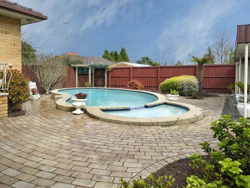 20 Sunhill Road, Glen Iris VIC 3146