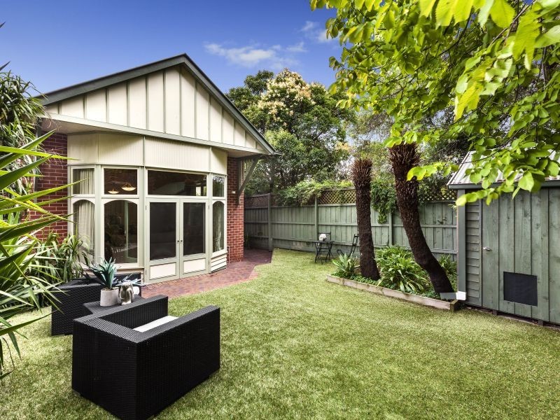 24 Royal Crescent, Camberwell VIC 3124