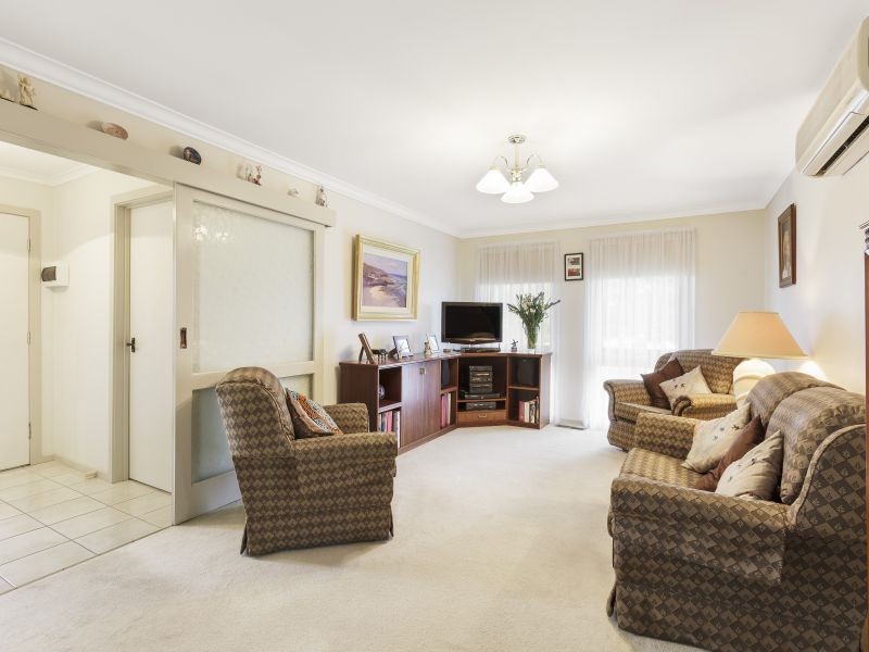 1/20 Aylwin Avenue, Burwood VIC 3125