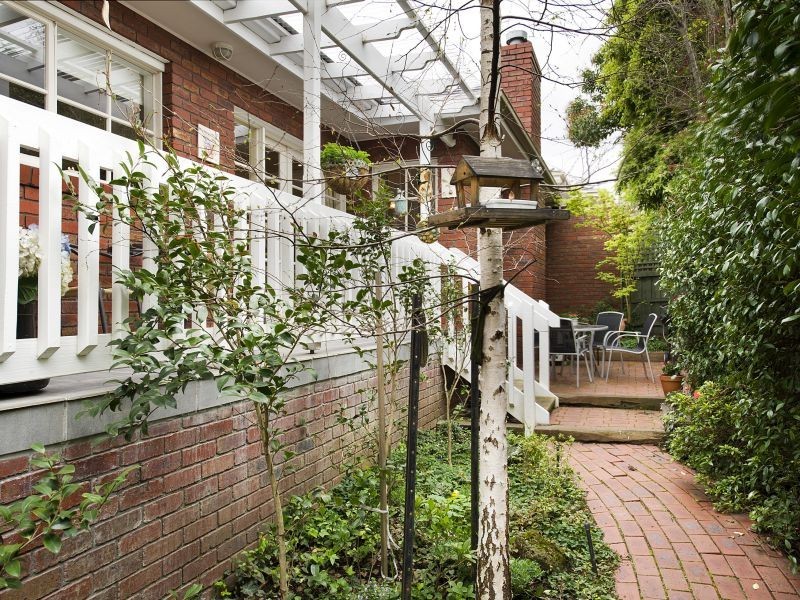 2/22 Kalang Road, Camberwell VIC 3124