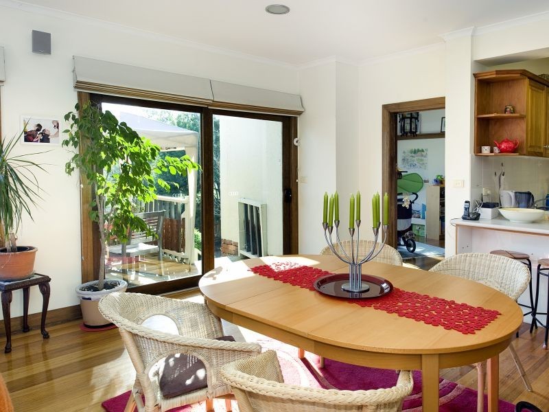 8 Somerset Road, Glen Iris VIC 3146