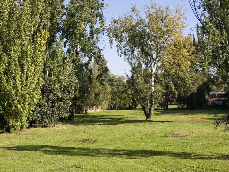 8 Somerset Road, Glen Iris VIC 3146