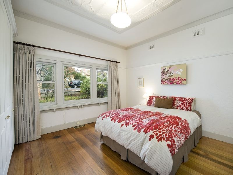 103 Windsor Crescent, Mont Albert VIC 3127