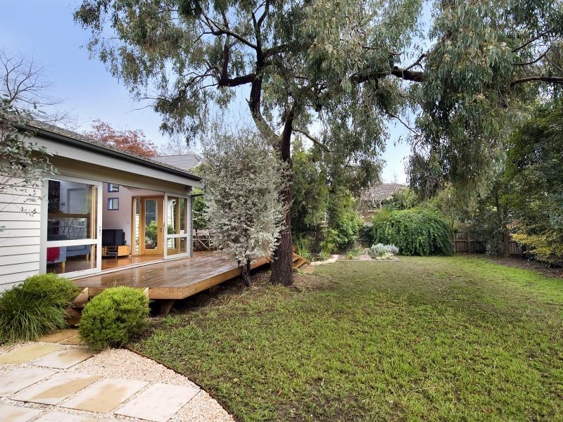 103 Windsor Crescent, Mont Albert VIC 3127