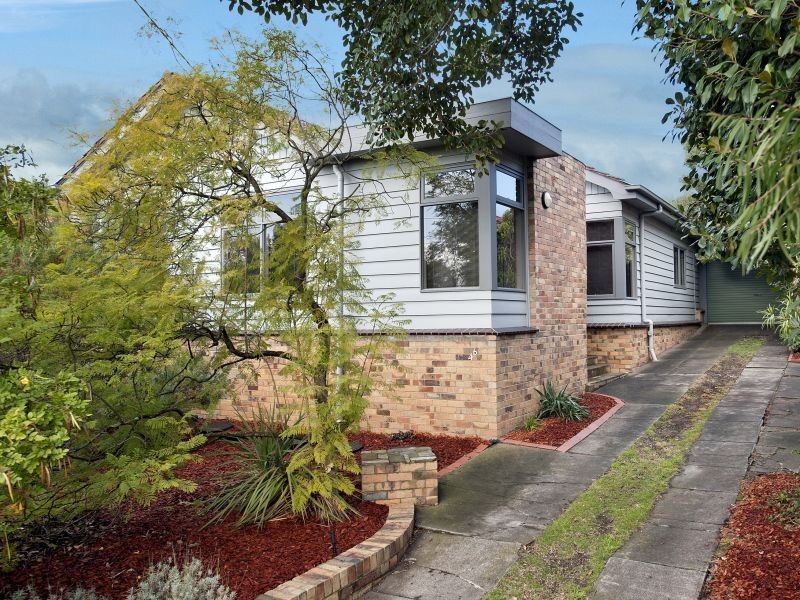 46 Haig Street, Burwood VIC 3125