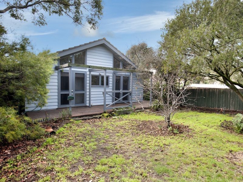 46 Haig Street, Burwood VIC 3125