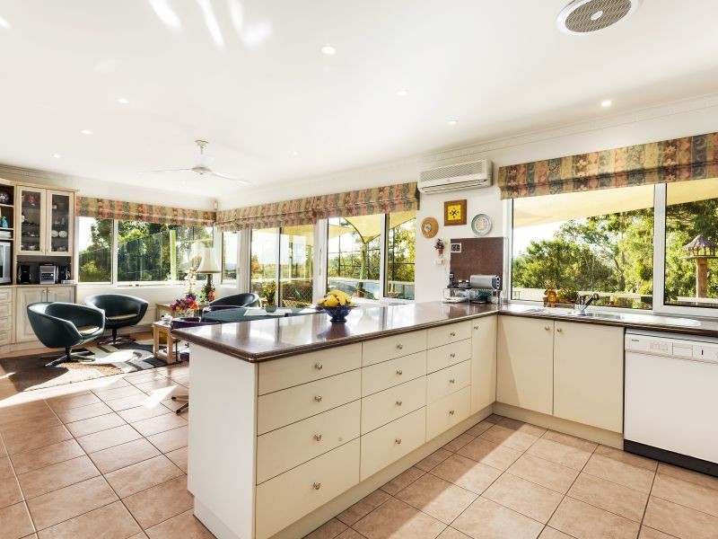 9 Acacia Place, Burwood VIC 3125