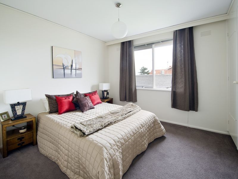 11/329 Dandenong Road, Prahran VIC 3181