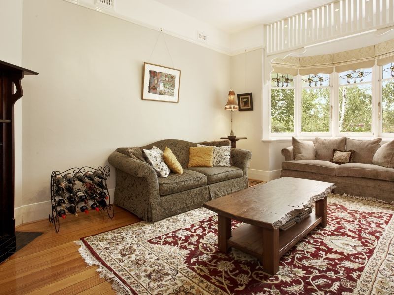 10 Radnor Street, Camberwell VIC 3124