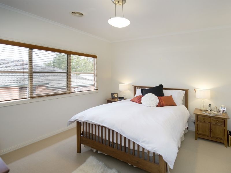 2/310 Mont Albert Road, Surrey Hills VIC 3127