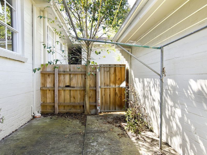 1/1016 Toorak Road, Camberwell VIC 3124