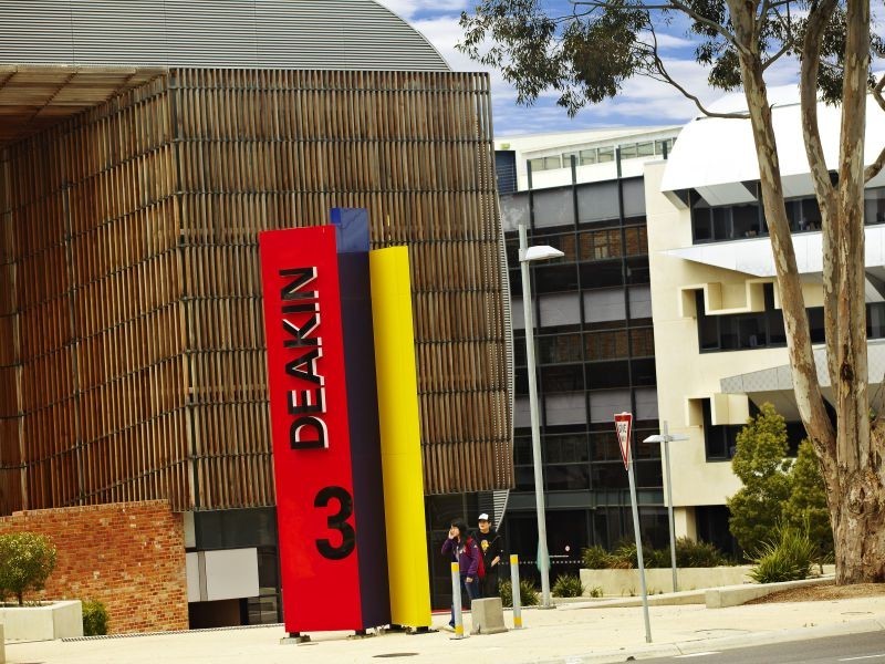 25 Parer Street, Burwood VIC 3125